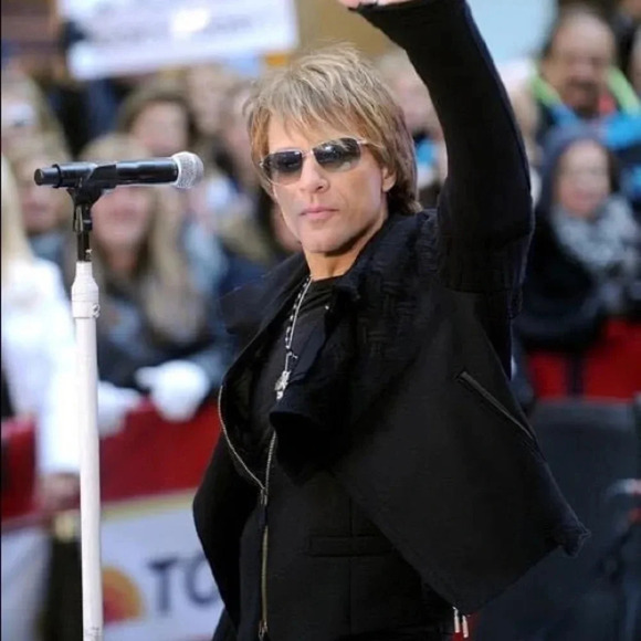 Bon Jovi 🖤🤍🖤 SOUND ON 🔊📣🎤 - Picture 4 of 5